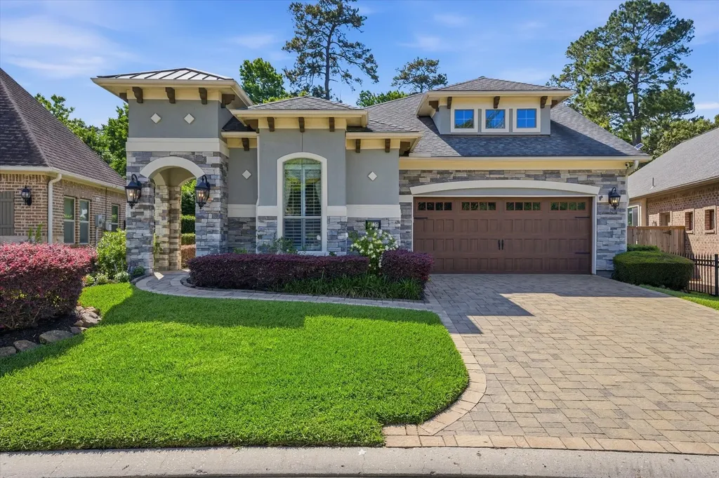 2727 N Cotswold Manor Drive Houston TX 77339