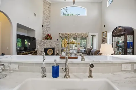2727 N Cotswold Manor Drive Houston TX 77339