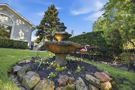 2727 N Cotswold Manor Drive Houston TX 77339