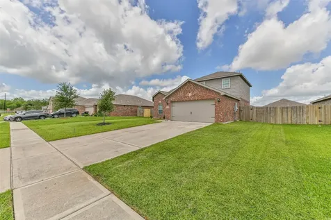 1123 Rare Fancy Drive Iowa Colony TX 77583