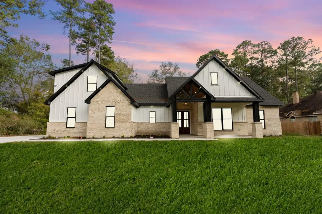 2806 Da Vince Street New Caney TX 77357