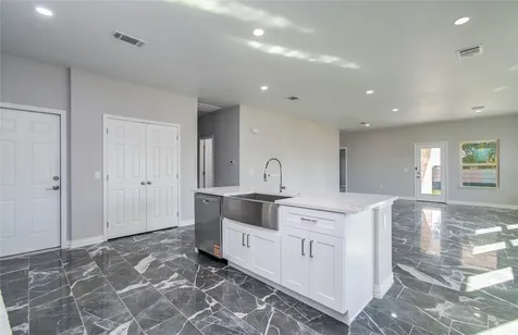 898 Road 3556 Cleveland TX 77327
