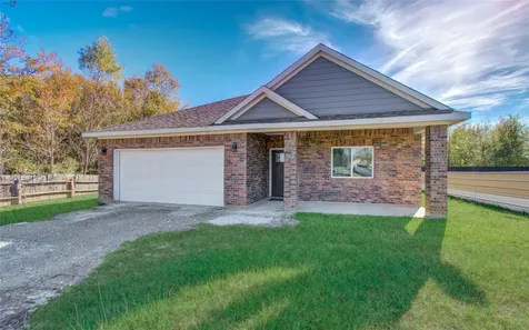 898 Road 3556 Cleveland TX 77327