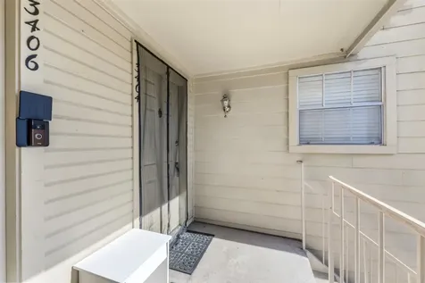 1515 Sandy Springs Road 3404 Houston TX 77042
