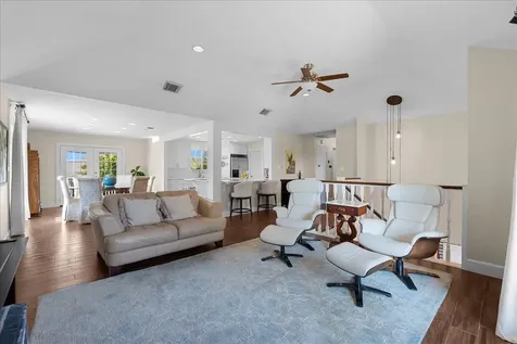 510 Shore Acres Boulevard La Porte TX 77571