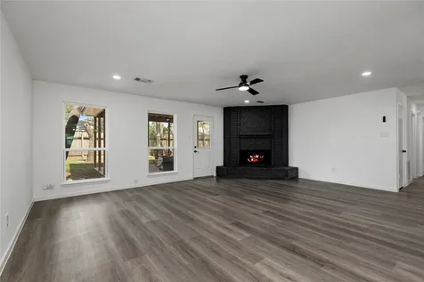 3230 Hombly Road Houston TX 77066