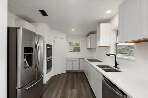 3230 Hombly Road Houston TX 77066