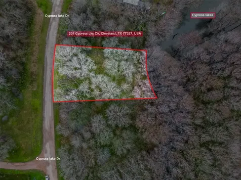 201 Cypress Lakes Circle Cleveland TX 77327