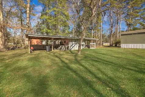 650 County Road 2219 Cleveland TX 77327
