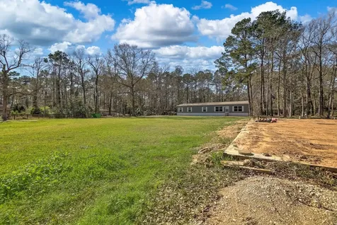 650 County Road 2219 Cleveland TX 77327