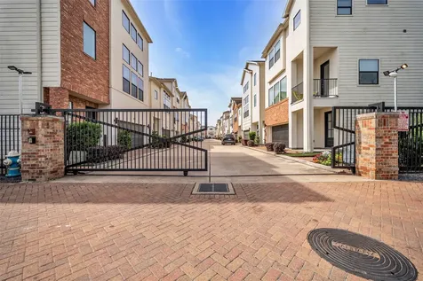 3411 Kensington Yellow Place Houston TX 77008