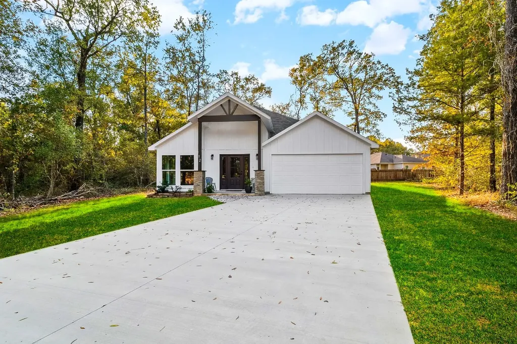 112 Glen Haven Livingston TX 77351