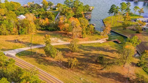 112 Glen Haven Livingston TX 77351