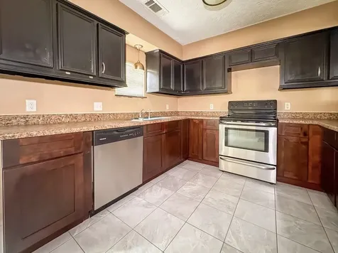 8702 Parkway Forest Drive Houston TX 77044