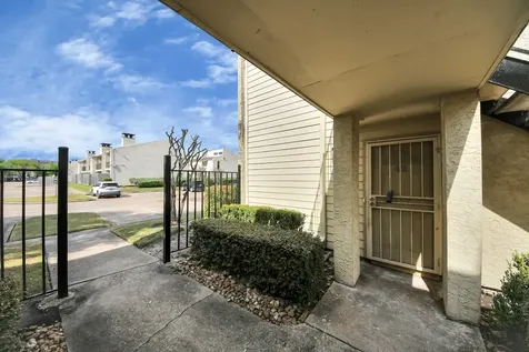 10075 Westpark Drive 42 Houston TX 77042