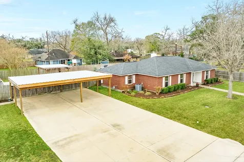 509 Humble Drive West Columbia TX 77486