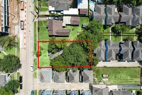 1124 W 23rd Street Houston TX 77008