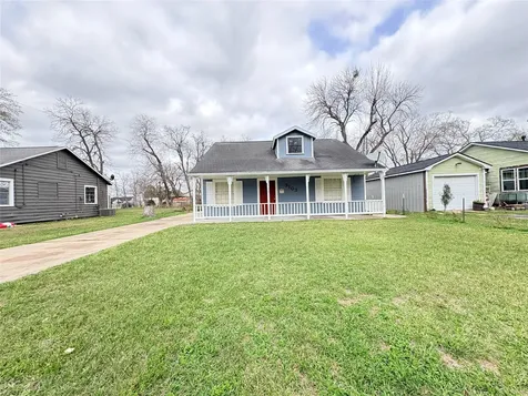 3103 9th Street Bay City TX 77414