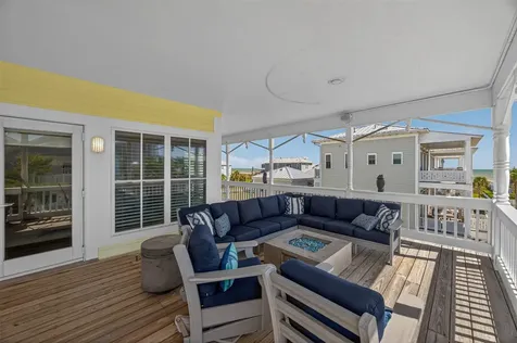 730 Beachtown Passage Galveston TX 77550