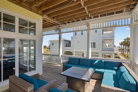 730 Beachtown Passage Galveston TX 77550