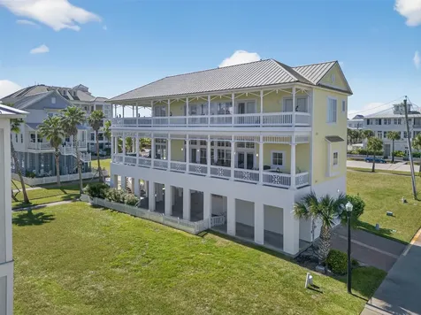 730 Beachtown Passage Galveston TX 77550