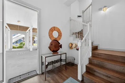 730 Beachtown Passage Galveston TX 77550