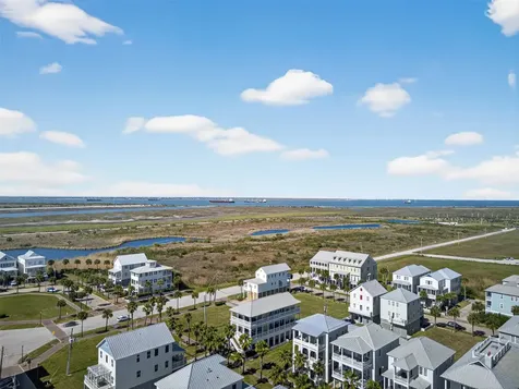 730 Beachtown Passage Galveston TX 77550