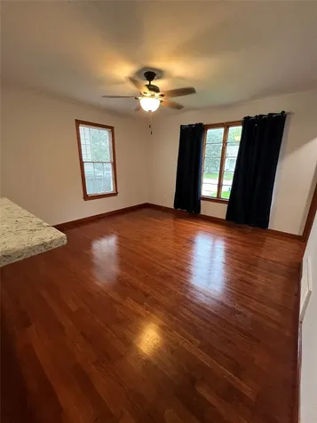 4711 Avenue R 1/2 Galveston TX 77551