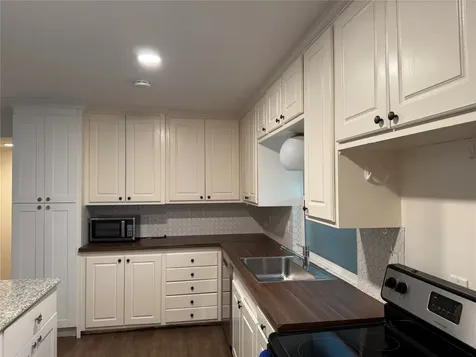 6338 Crab Orchard Road Houston TX 77057