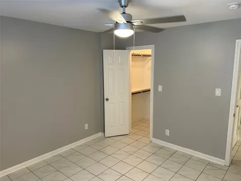 1880 White Oak Drive 103 Houston TX 77009