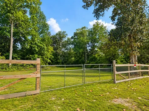 505 E George Jones Road Livingston TX 77351