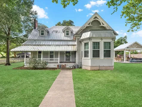 305 Hill Street Sealy TX 77474