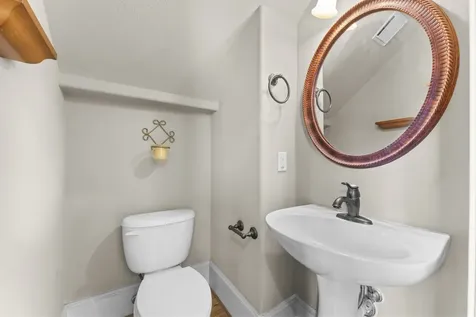 1755 Aden Drive Houston TX 77003