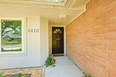 5410 Indigo Street Houston TX 77096