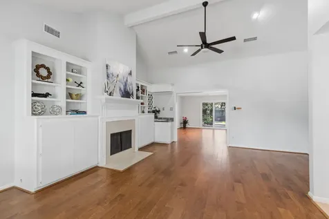 5410 Indigo Street Houston TX 77096