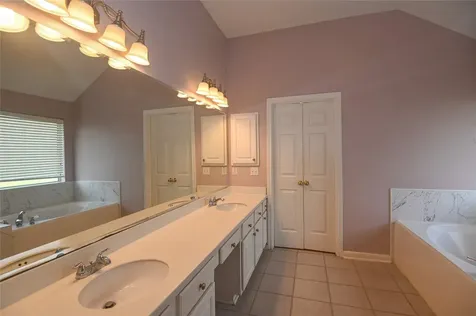 3023 Hidden Mist Court Pearland TX 77584