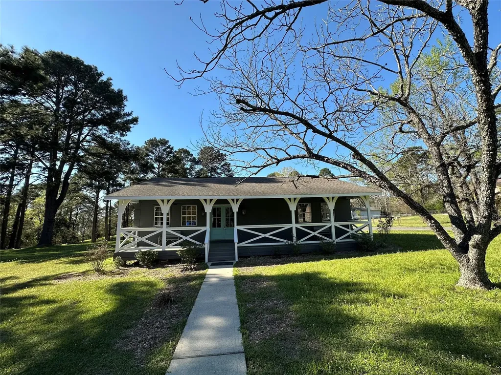 680 Mockingbird Hills Livingston TX 77351