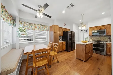 1139 Peachford Lane Houston TX 77062