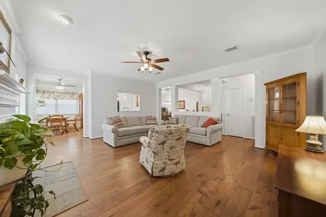 1139 Peachford Lane Houston TX 77062