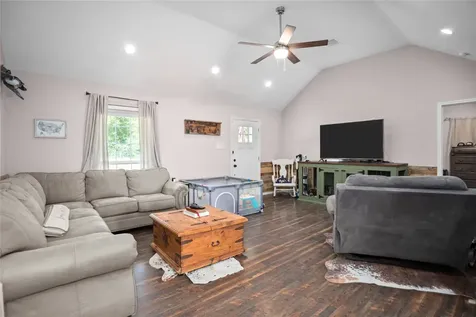295 Garden City Road Livingston TX 77351