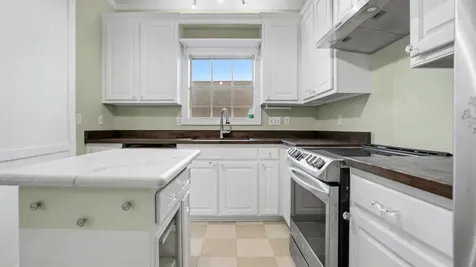 1011 Birnham Woods Boulevard Pasadena TX 77503
