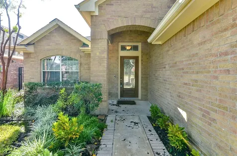 18323 S Elizabeth Shore Loop Cypress TX 77433