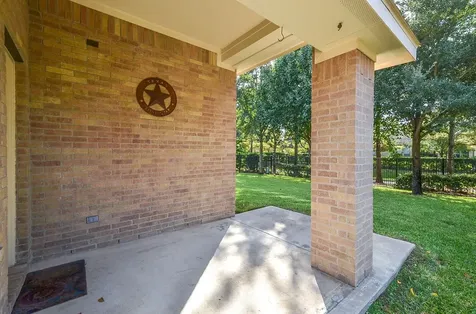 18323 S Elizabeth Shore Loop Cypress TX 77433
