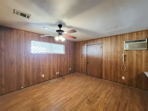 4110 Beggs Street Houston TX 77009