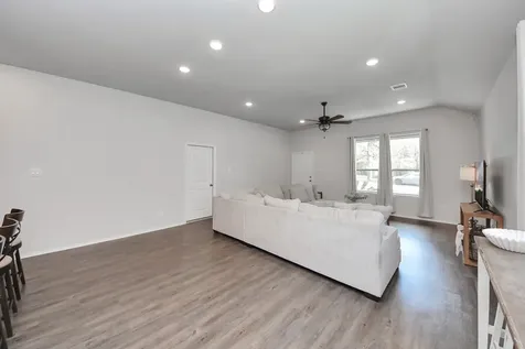 709 Little River Drive Montgomery TX 77316