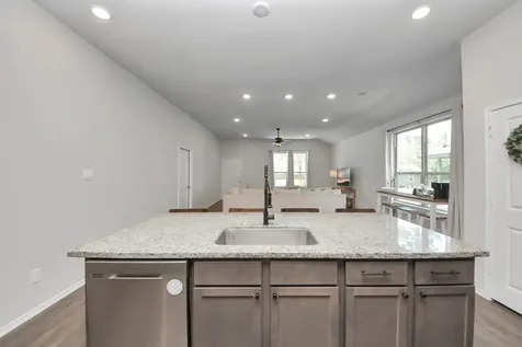 709 Little River Drive Montgomery TX 77316