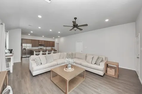 709 Little River Drive Montgomery TX 77316