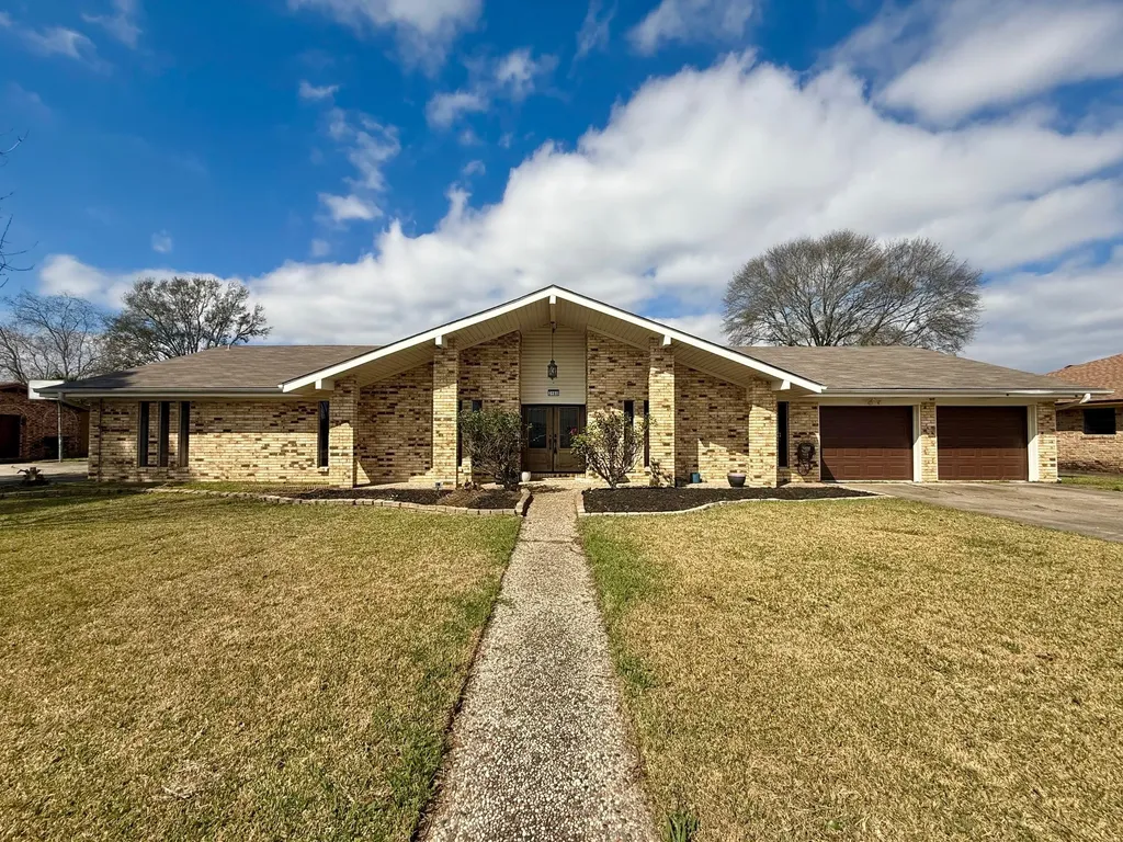 3160 Galewood Lane Port Neches TX 77651