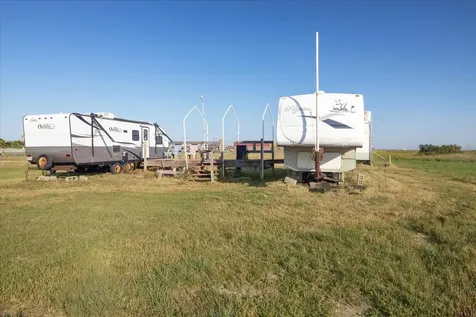 1002 & 1016 Paisley Street Gilchrist TX 77617
