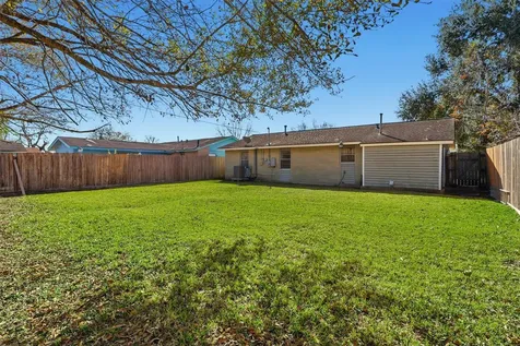 5215 Grace Point Lane Houston TX 77048